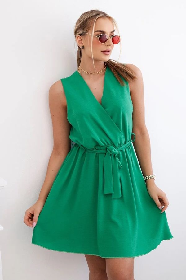 Kesi Women's dress with a tie at the waist - green