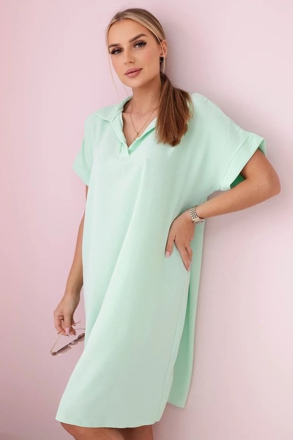 Kesi Women's dress with V-neck and collar - pastel green