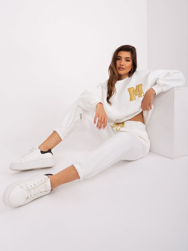 Fashionhunters Women's Ecru Tracksuit