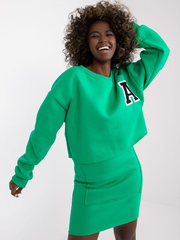 Fashionhunters Women's kangaroo sweatshirt Ecru