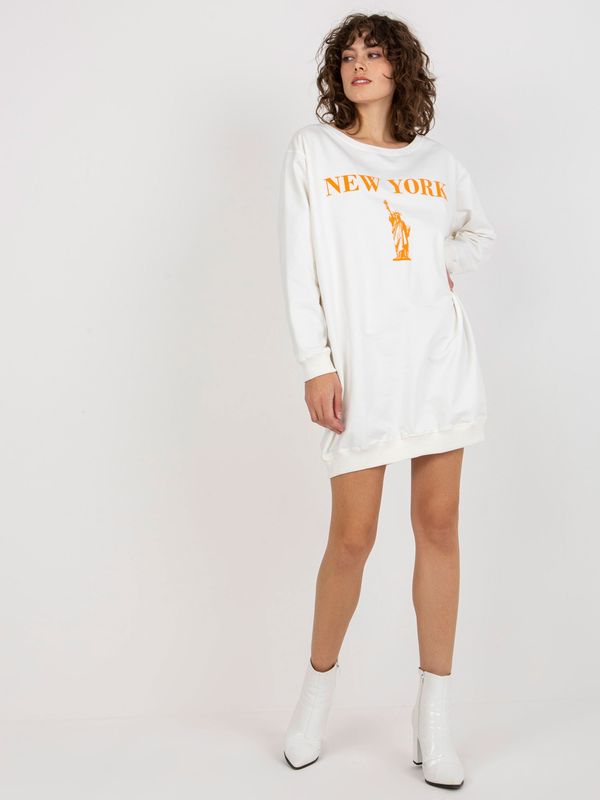 Fashionhunters Women's long over size sweatshirt with print - ecru