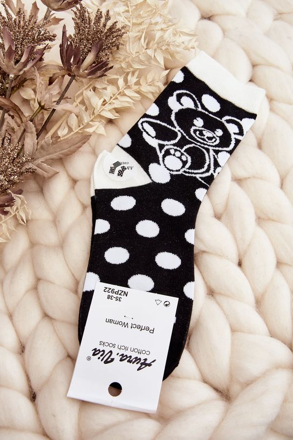 Kesi Women's mismatched socks with teddy bear, white and black