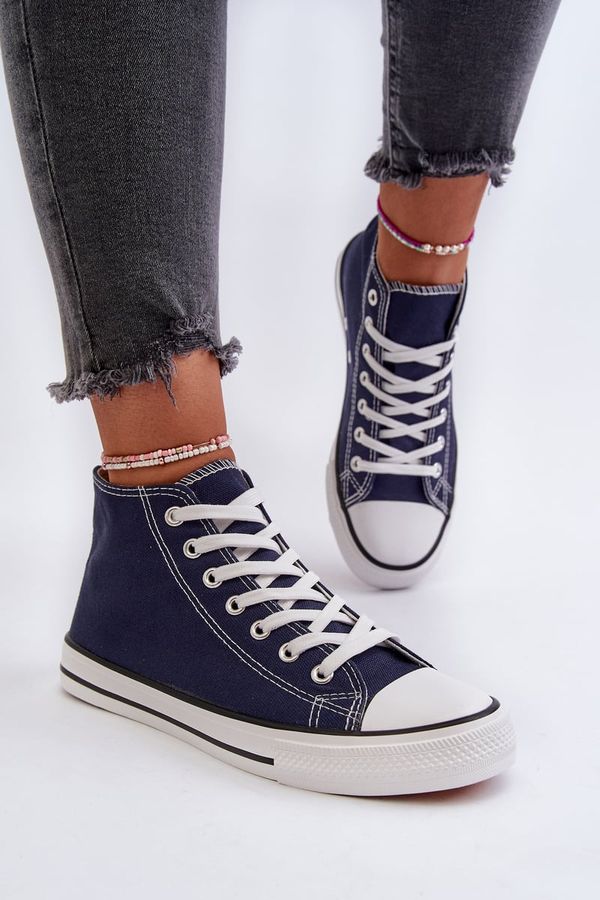 Kesi Women's Navy Blue Socerio Sneakers