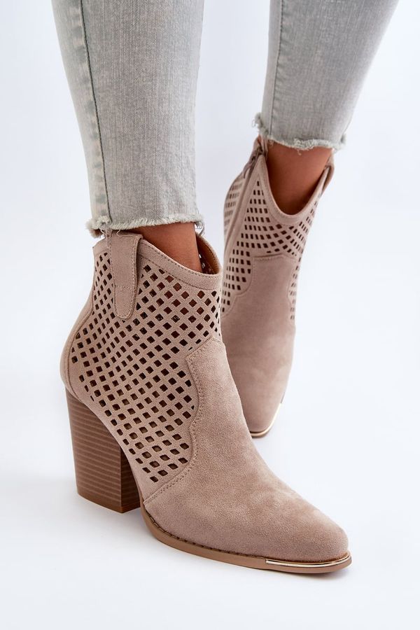Kesi Women's openwork eco-suede ankle boots with high heels, beige Stardara