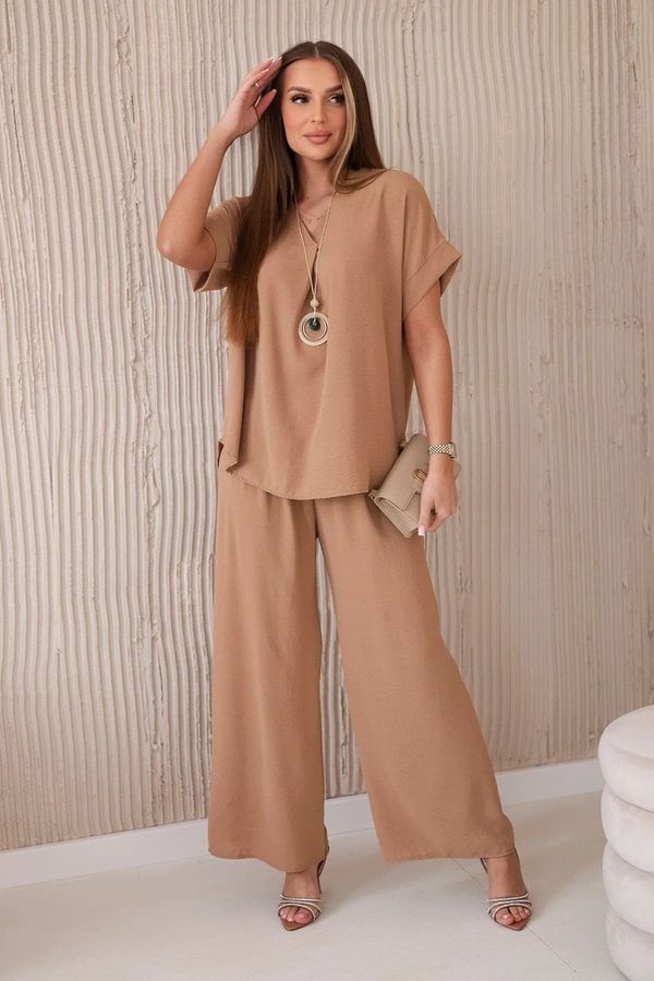 Kesi Women's set blouse with necklace + trousers - camel