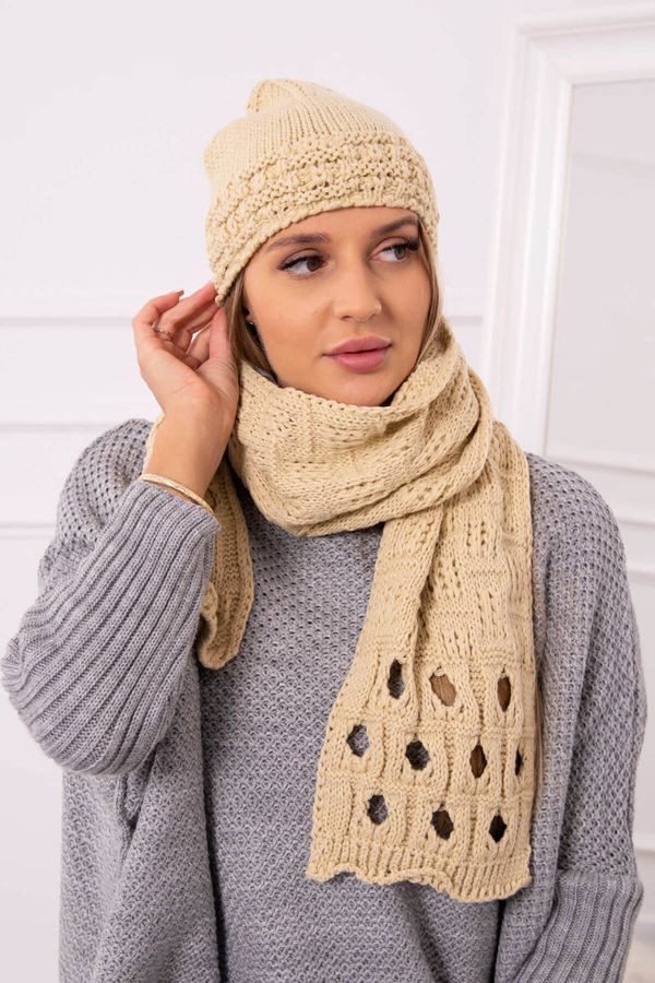 Kesi Women's set with scarf Maja K327 beige