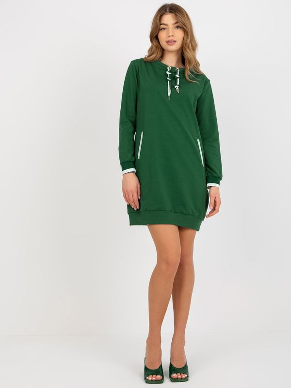 Fashionhunters Women's Short Sweatshirt Basic Dress with Pockets - Green