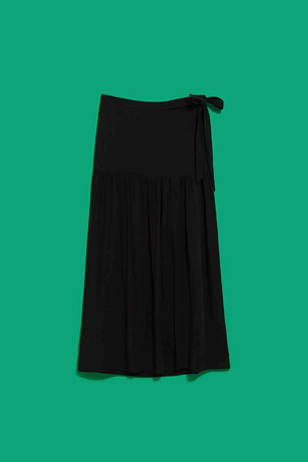 Moodo WOMEN'S SKIRT L-SC-4012 BLACK