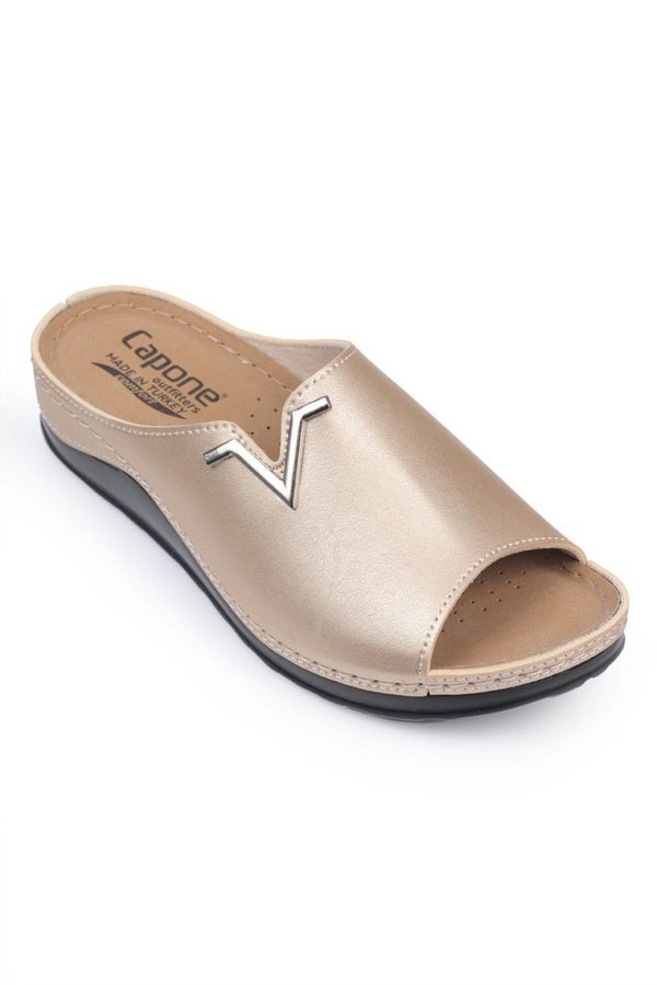 Capone Outfitters Women's sliders Capone Outfitters
