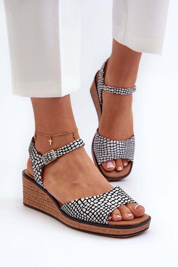 Kesi Women's wedge sandals Sergio Leone white and black