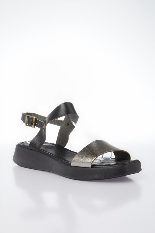 Yaya by Hotiç Yaya by Hotiç Women's Black Genuine Leather Sandals