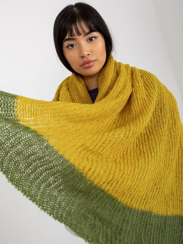Fashionhunters Yellow and green two-tone women's knitted scarf