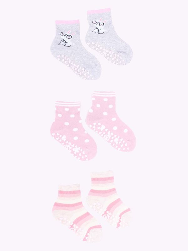 Yoclub Yoclub Kids's Girls' Cotton Socks Anti Slip ABS Patterns Colours 3-pack SKA-0109G-AA3A-003