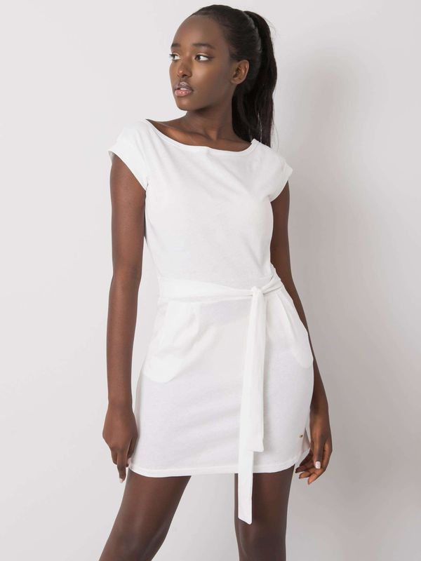 Fashionhunters YOU DON'T KNOW ME. White dress with tie