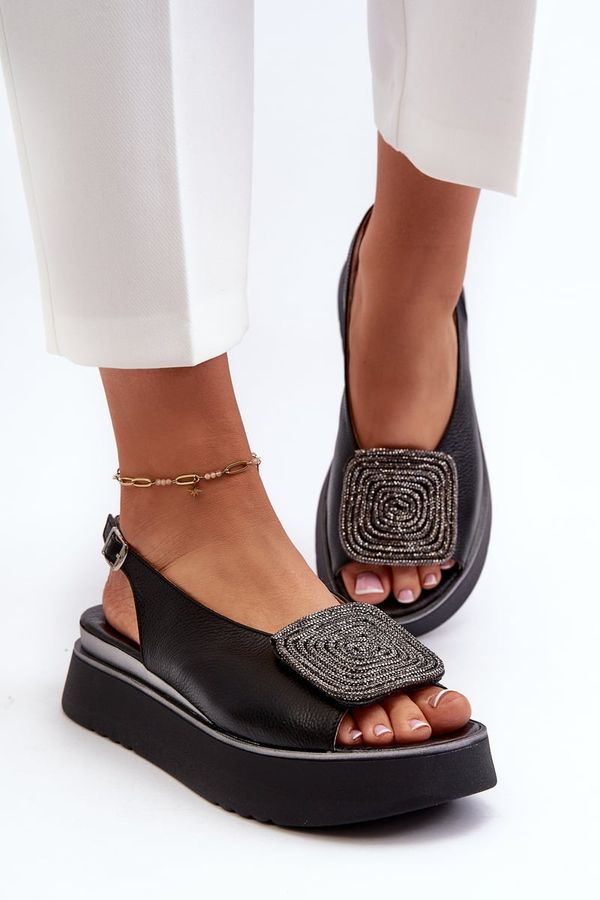Kesi Zazoo women's leather platform sandals with embellishment, black