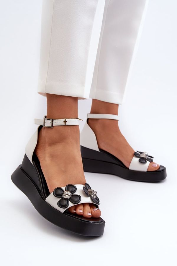 PE2 Ženske sandale Kesi