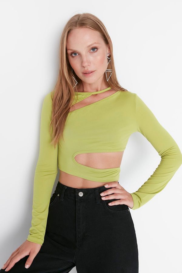 Trendyol Ženski crop top Trendyol Cut-Out