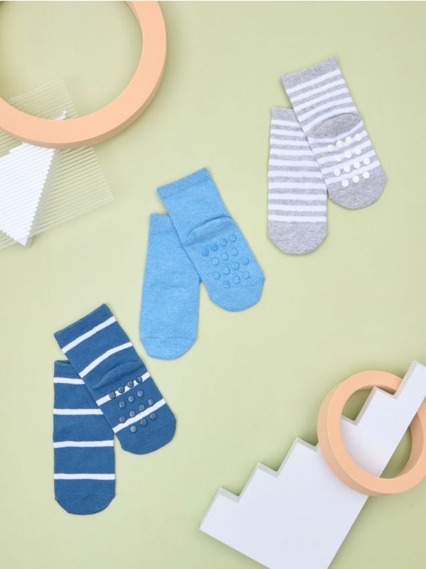 Sinsay Sinsay - BABIES` SOCKS - više boja