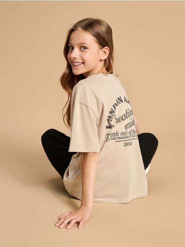 Sinsay Sinsay - Oversize majica kratkih rukava - smeđe